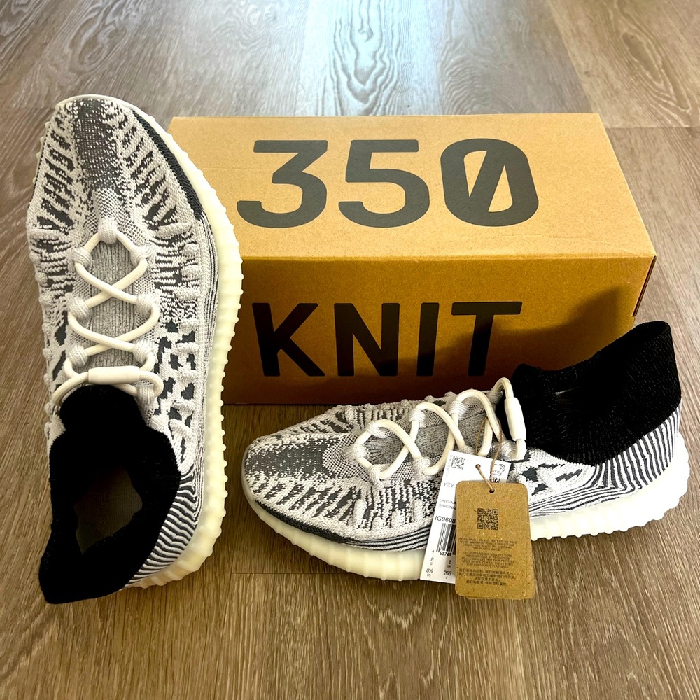 Yeezy 350 V2 CMPCT :: Slate Panda